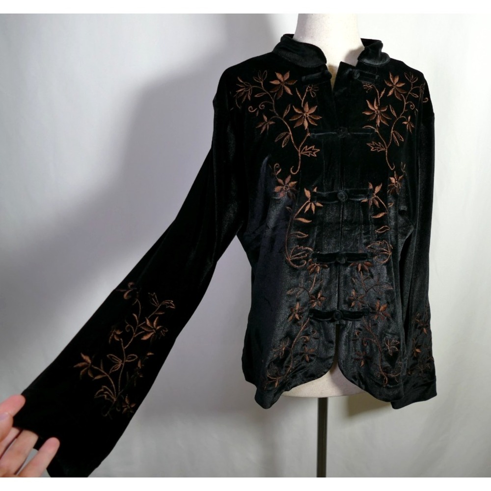 Vintage Boho Fairy Grunge Floral Embroidered Velvet Jacket Size M Asian Inspired
